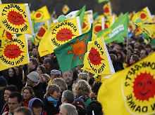 Zehntausende hatten gegen den jüngsten Atommülltransport und die Verlängerung der Laufzeiten protestiert.