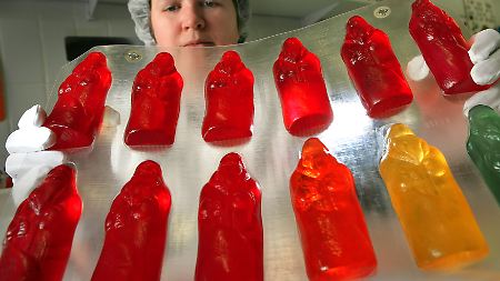 Für Schoki-Muffel: Weihnachtsmänner gibt es auch in Gummi.