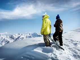 Snowboarder im Ötztal: Die Region lockt mit großer Schneesicherheit.