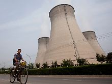 Veraltete Energieanlagen will China schließen.