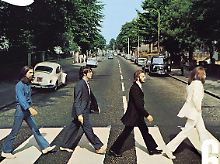 ... den Lennon auf dem "Abbey Road"-Cover trug, war einem Käufer 46.000 US-Dollar wert.