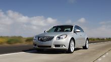 Der Buick Regal soll oberhalb des Verano Kunden gewinnen. Die Basis stellt der Opel Insignia.
