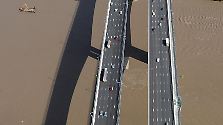 Schwere Zerstörungen: Brisbane unter Wasser