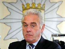 Innenminister Rech, schon gebeutelt durch Stuttgart 21, ist erneut in Erklärungsnot.