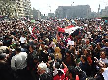 Zentraler Ort des Protests: Auf dem Tahrir-Platz versammelten sich erneute tausende Demonstranten.