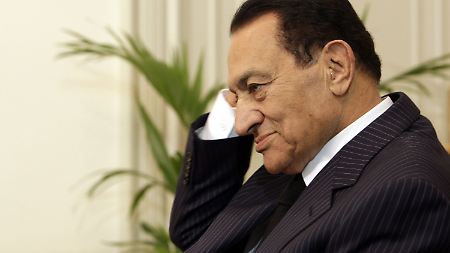Husni Mubarak bleibt weiter NDP-Chef - die Führungsriege geht. 