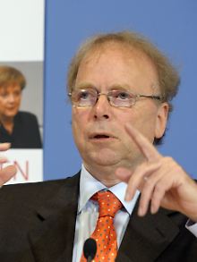 Gerd Langguth ist Professor für Politische Wissenschaft an der Universität Bonn.