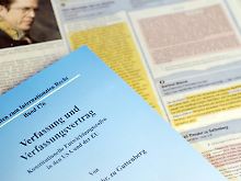 Schummeln bei der Dissertation: Ein Kavaliersdelikt? Viele Guttenberg-Unterstützer sind dieser Meinung.