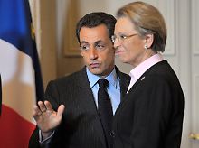 Präsident Sarkozy hatte lange zu seiner Außenministerin gestanden, nun entzieht er ihr seine Gunst.
