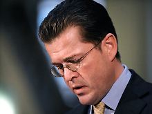 Betrüger oder Hoffnungsträger? Guttenberg ist vor einer Woche zurückgetreten.