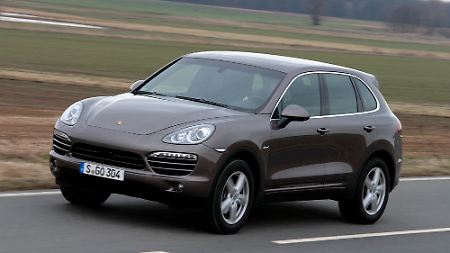 Trotz 2,4 Tonnen Leergewichts fuhr sich der Testwagen erstaunlich sensibel und temperamentvoll.