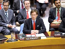 Der deutsche UN-Botschafter Peter Wittig enthält sich der Stimme.
