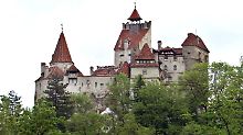 An Rumäniens touristischen Anziehungspunkten gibt es zu wenige WCs. (Als "Dracula-Schloss" bekannte Burg Bran in den Südkarpaten)