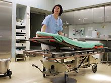 Geringverdiener wie Krankenschwestern gehören zu den Verlierern der Krise.