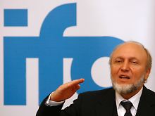 Hans-Werner Sinn: "Wir zahlen, und so geht die Zockerei weiter."