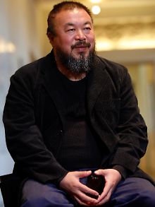 Ai Weiwei hatte sich erst kürzlich über den zunehmenden Druck durch die Behörden beklagt.