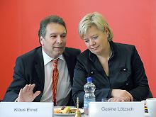 Ernst und Lötzsch sorgen für Unmut - auch innerhalb der eigenen Partei.