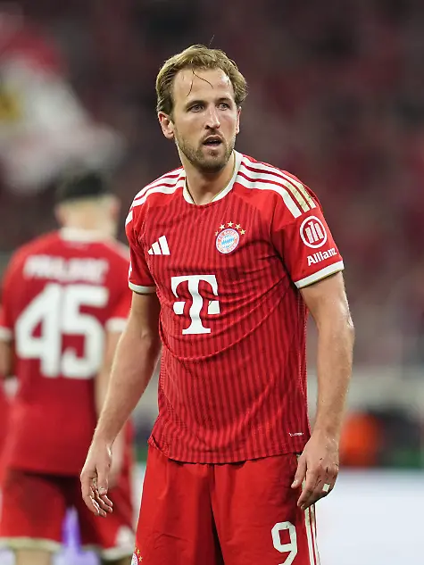 Harry-Kane-Bayern-Munich-looks-on-during-Bayern-Munich-and-PSG-UEFA-Champions-League-Semi-final-at-Allianz-Arena-Munich-Germany-on-May-6-2026-Thor-Wegner-DeFodi-Images