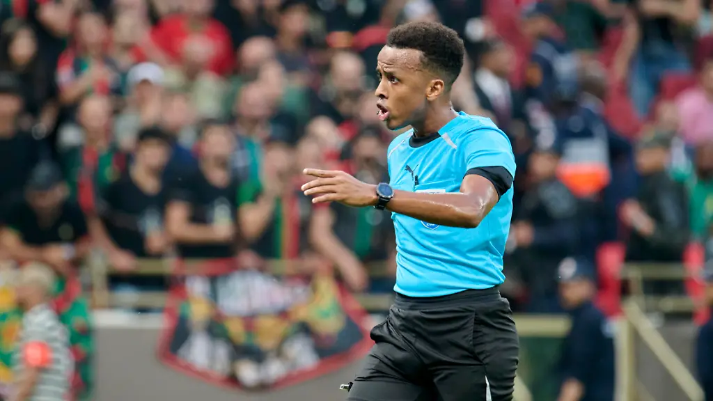Referee-Omar-Artan-SOM-during-the-TotalEnergies-CAF-Champions-League-2025-26-Final-2nd-Leg-match-between-AS-FAR-Morroco-and-Mamelodi-Sundowns-South-Africa-at-Prince-Moulay-Abdallah-Stadium-in-Rabat-Morocco-on-May-24-2026-Photo-by-Andrew-Surma-SIPA-USA