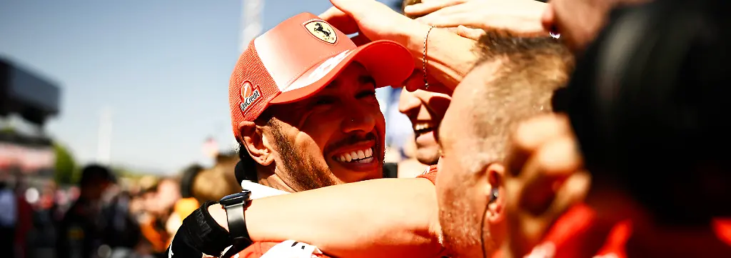 44-Lewis-Hamilton-Of-The-Team-Scuderia-Ferrari-Hp-Ferrari-Sf-25-In-Celebrating-The-Final-Podium-During-Fia-Formula-One-World-Championship-WM-Weltmeisterschaft-GP-di-F1-di-Barcellona-Catalogna-2026-14-Jun-Barcellona-Spain-Photo-by-Luca-Barsali-DeFodi-Images-44-Lewis-Hamilton-Of-The-Team-Scuderia-Ferrari-Hp-Ferrari-Sf-25-In-Celebrating-The-Final-Podium-During-Fia-Formula-One-World-Championship-GP-di-F1-di-Barcellona-Catalogna-2026-14-Jun-Barcellona-Spain-Photo-by-Luca-Barsali-DeFodi-Images
