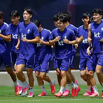 FIFA-World-Cup-WM-Weltmeisterschaft-Fussball-2026-South-Korea-training-session-South-Korean-s-players-take-part-in-a-training-session-in-Guadalajara-Mexico-15-June-2026-South-Korea-will-face-Mexico-in-a-FIFA-2026-World-Cup-group-A-match-on-19-June