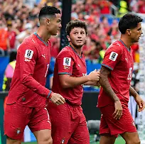 FIFA-Fussball-Weltmeisterschaft-2026-Gruppe-K-Spiel-1-Portugal-vs-DR-Kongo-17-06-2026-im-NRG-Stadium-in-Houton-Texas-Tor-zum-1-0-durch-Joao-Neves-mit-Cristiano-Ronaldo-Pedro-Neto-Tomas-Araujo-Renato-Veiga-Cristiano-Ronaldo-2026-FIFA-World-Cup-Group-K-Match-1-Portugal-vs-DR-Congo-June-17-2026-at-NRG-Stadium-in-Houston-Texas-Goal-to-make-it-10-by-Joao-Neves-assisted-by-Cristiano-Ronaldo-Pedro-Neto-Tomas-Araujo-and-Renato-Veiga