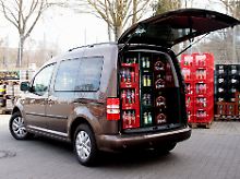 Gewappnet für eine große Party: In den Caddy gehen mindestens 35 Getränkekisten.