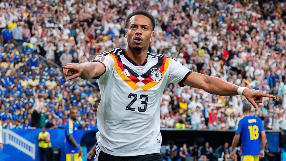 FIFA-Fussball-Weltmeisterschaft-2026-Gruppe-E-Spiel-1-Deutschland-vs-Curacao-14-06-2026-im-NRG-Stadium-in-Houston-Texas-Tor-zum-1-0-durch-Felix-Nmecha-Deutschland-Nathaniel-Brown-Deutschland-2026-FIFA-World-Cup-Group-E-Match-1-Germany-vs-Curacao-June-14-2026-at-NRG-Stadium-in-Houston-Texas-Goal-to-make-it-10-by-Felix-Nmecha-Germany