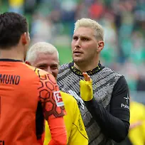 Bremen-Deutschland-16-Mai-2026-34-Spieltag-1-Bundesliga-Bundesliga-Werder-Bremen-vs-Borussia-Dortmund-Im-Bild-Niklas-Suele-Suele-Borussia-Dortmund-der-heute-seine-Profikarriere-als-Fussballer-beendet-hat-DFL-regulations-prohibit-any-use-of-photographs-as-image-sequences-and-or-quasi-video
