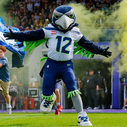 Mascot-Seattle-Seahawks-Vienna-Vikings-vs-Rhein-Fire-American-Football-AFLE-The-League-Europe-Week-3-Season-2026-06-06