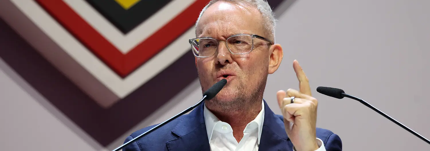 26-07-26-VfB-Stuttgart-MGV-2026-Deutschland-Stuttgart-26-07-2026-Fussball-Bundesliga-Saison-2026-2027-VfB-Stuttgart-Mitgliederversammlung-2026-Alexander-Wehrle-Vorstand
