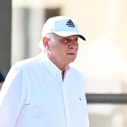 Rottach-Egern-Deutschland-30-07-26-Uli-Hoeness-FC-Bayern-Muenchen-Schaut-waehrend-des-Friedly-Match-Spiels-zwischen-dem-FC-Rottach-Egern-vs-FC-Bayern-Muenchen-im-Stadion-am-Birkenmoos-am-30-Juli-2026-in-Rottach-Egern-Deutschland-Foto-von-Harry-Langer-DeFodi-Images-Rottach-Egern-Germany-30-07-26-Uli-Hoeness-FC-Bayern-Muenchen-Looks-on-during-the-Friedly-Match-match-between-FC-Rottach-Egern-vs-FC-Bayern-Muenchen-at-Stadion-am-Birkenmoos-on-July-30-2026-in-Rottach-Egern-Germany-Photo-by-Harry-Langer-DeFodi-Images-DFB-DFL-REGULATIONS-PROHIBIT-ANY-USE-OF-PHOTOGRAPHS-AS-IMAGE-SEQUENCES-AND-OR-QUASI-VIDEO-Photo-by-Harry-Langer-DeFodi-Images-DFB-DFL-REGULATIONS-PROHIBIT-ANY-USE-OF-PHOTOGRAPHS-AS-IMAGE-SEQUENCES-AND-OR-QUASI-VIDEO-Rottach-Egern-Germany-July-30-2026-Uli-Hoeness-of-FC-Bayern-Munich-watches-during-the-friendly-match-between-FC-Rottach-Egern-and-FC-Bayern-Munich-at-the-Birkenmoos-Stadium-on-July-30-2026-in-Rottach-Egern-Germany-Photo-by-Harry-Langer-DeFodi-Images-Rottach-Egern-Germany-July-30-2026-Uli-Hoeness-of-FC-Bayern-Munich-looks-on-during-the-friendly-match-between-FC-Rottach-Egern-and-FC-Bayern-Munich-at-Stadion-am-Birkenmoos-on-July-30-2026-in-Rottach-Egern-Germany-Photo-by-Harry-Langer-DeFodi-Images-DFB-and-DFL-regulations-prohibit-any-use-of-photographs-as-image-sequences-and-or-quasi-video-Photo-by-Harry-Langer-DeFodi-Images