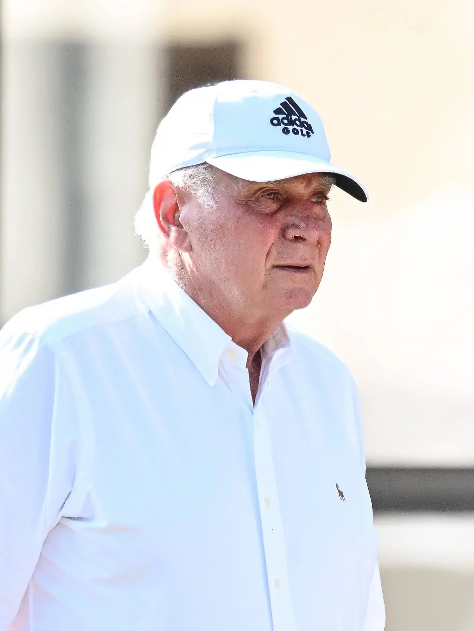Rottach-Egern-Deutschland-30-07-26-Uli-Hoeness-FC-Bayern-Muenchen-Schaut-waehrend-des-Friedly-Match-Spiels-zwischen-dem-FC-Rottach-Egern-vs-FC-Bayern-Muenchen-im-Stadion-am-Birkenmoos-am-30-Juli-2026-in-Rottach-Egern-Deutschland-Foto-von-Harry-Langer-DeFodi-Images-Rottach-Egern-Germany-30-07-26-Uli-Hoeness-FC-Bayern-Muenchen-Looks-on-during-the-Friedly-Match-match-between-FC-Rottach-Egern-vs-FC-Bayern-Muenchen-at-Stadion-am-Birkenmoos-on-July-30-2026-in-Rottach-Egern-Germany-Photo-by-Harry-Langer-DeFodi-Images-DFB-DFL-REGULATIONS-PROHIBIT-ANY-USE-OF-PHOTOGRAPHS-AS-IMAGE-SEQUENCES-AND-OR-QUASI-VIDEO-Photo-by-Harry-Langer-DeFodi-Images-DFB-DFL-REGULATIONS-PROHIBIT-ANY-USE-OF-PHOTOGRAPHS-AS-IMAGE-SEQUENCES-AND-OR-QUASI-VIDEO-Rottach-Egern-Germany-July-30-2026-Uli-Hoeness-of-FC-Bayern-Munich-watches-during-the-friendly-match-between-FC-Rottach-Egern-and-FC-Bayern-Munich-at-the-Birkenmoos-Stadium-on-July-30-2026-in-Rottach-Egern-Germany-Photo-by-Harry-Langer-DeFodi-Images-Rottach-Egern-Germany-July-30-2026-Uli-Hoeness-of-FC-Bayern-Munich-looks-on-during-the-friendly-match-between-FC-Rottach-Egern-and-FC-Bayern-Munich-at-Stadion-am-Birkenmoos-on-July-30-2026-in-Rottach-Egern-Germany-Photo-by-Harry-Langer-DeFodi-Images-DFB-and-DFL-regulations-prohibit-any-use-of-photographs-as-image-sequences-and-or-quasi-video-Photo-by-Harry-Langer-DeFodi-Images