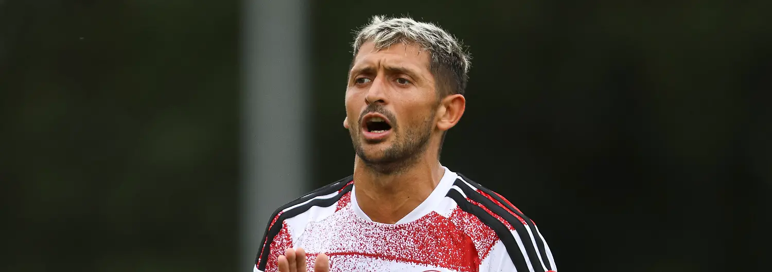 Matthias-Zimmermann-Fortuna-Duesseldorf-gestikuliert-Gestik-waehrend-des-Testspiels-zwischen-SC-St-Toenis-und-Fortuna-Duesseldorf-Yayla-Sportpark-am-08-July-2026-in-Toenisvorst-Deutschland-Foto-von-Oliver-Kaelke-DeFodi-Images-Matthias-Zimmermann-Fortuna-Duesseldorf-gestures-during-the-friendly-match-between-SC-St-Toenis-and-Fortuna-Duesseldorf-at-Yayla-Sportpark-on-July-8-2026-in-Toenisvorst-Germany-Photo-by-Oliver-Kaelke-DeFodi-Images-Photo-by-Oliver-Kaelke-DeFodi-Images-Matthias-Zimmermann-of-Fortuna-Duesseldorf-gestures-during-the-friendly-match-between-SC-St-Toenis-and-Fortuna-Duesseldorf-Yayla-Sportpark-on-July-8-2026-in-Toenisvorst-Germany-Photo-by-Oliver-Kaelke-DeFodi-Images-Matthias-Zimmermann-of-Fortuna-Duesseldorf-gestures-during-the-friendly-match-between-SC-St