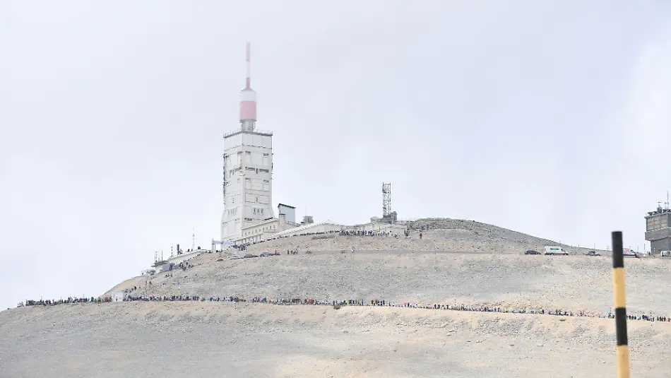 Am-Freitag-geht-es-bei-der-Frauen-Tour-den-Mont-Ventoux-hinauf