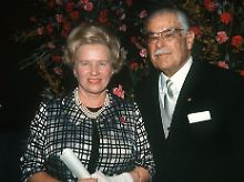 Das Ehepaar Grete und Gustav Schickedanz (Archivfoto vom 6. Januar 1970)