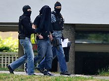 Insgesamt drei mutmaßliche Al-Kaida-Mitglieder wurden am Freitag verhaftet.