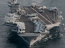 Wartete im Golf auf Nachrichten aus Abbottabad - und transportierte die Leiche Bin Ladens schließlich aufs offene Meer: der US-Träger "USS Carl Vinson"