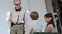 Woody Allen mit Carla Bruni Sarkozy und (nicht ganz so wichtig) dem US-Schauspieler Owen Wilson bei den Dreharbeiten zu "Midnight in Paris".