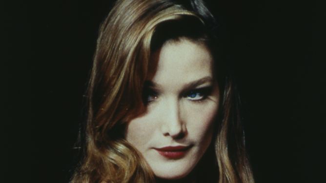 "Katze, Affe, Schlange": Carla Bruni ist schwanger