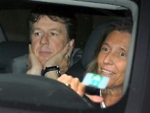 Kachelmann, hier hinter seiner Verteidigerin Andrea Combé, verließ das Gericht als freier Mann.