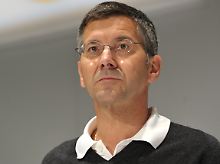 Herbert Hainer freut sich über das gute geschäft in China. 