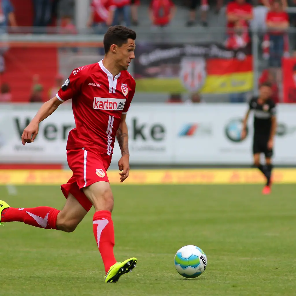 Fussball-Cottbus-Kleindienst