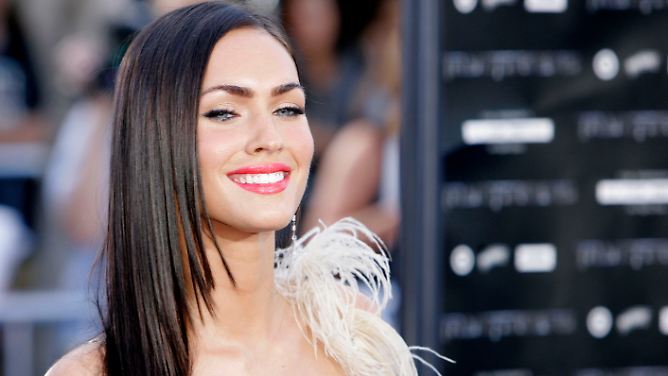 Die erotischste Frau der Welt: Megan Fox wird Armani-Model