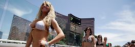 Vier Dreiecke machen den Sommer heißer: Der Bikini
