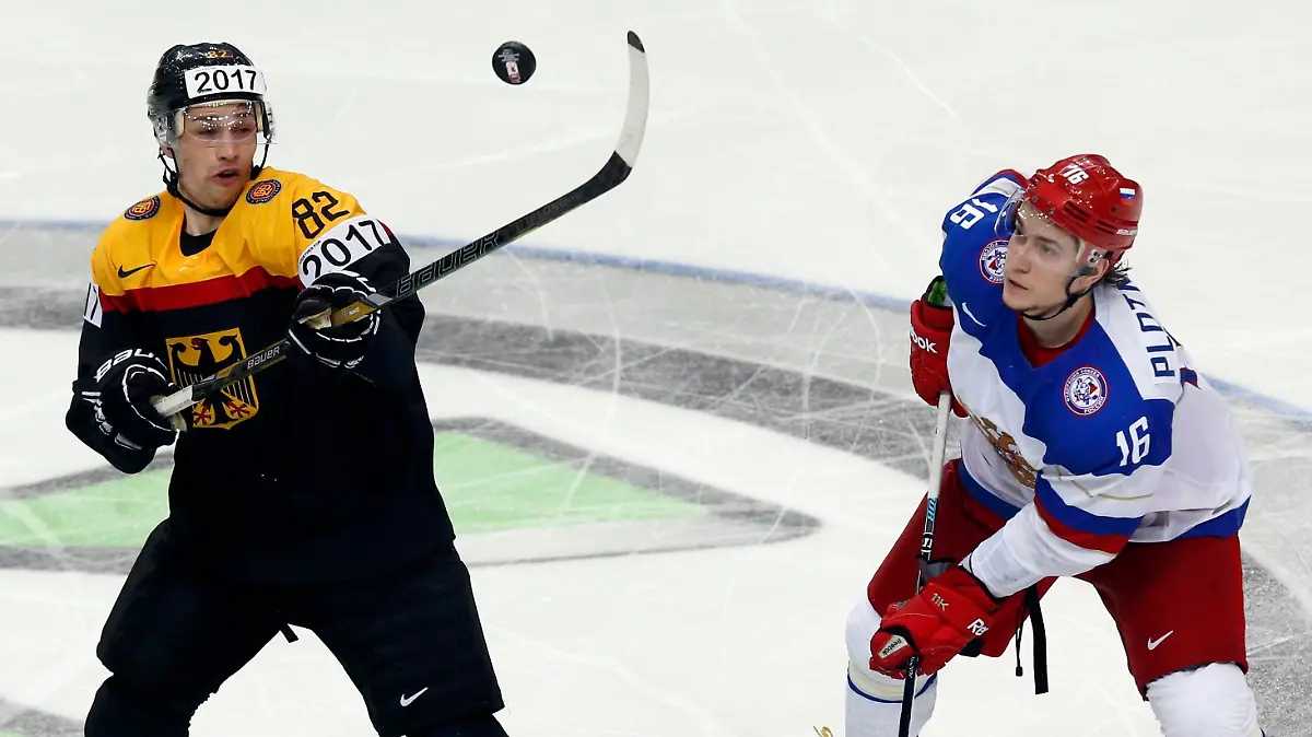2014-05-18T195033Z-1218535846-LR2EA5I1J3YNW-RTRMADP-3-ICEHOCKEY-WORLD-JPG8686472098427714860