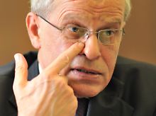 Huber empört sich über die waghalsigen Manöver bei Porsche. 