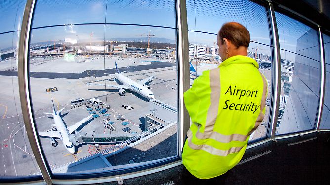 Vom Stadtwald raus in die Welt: 75 Jahre Flughafen Frankfurt