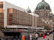Anstelle des Schlosses stand seit 1976 der Palast der Republik. Er wurde von Februar 2006 bis Dezember 2008 abgerissen.