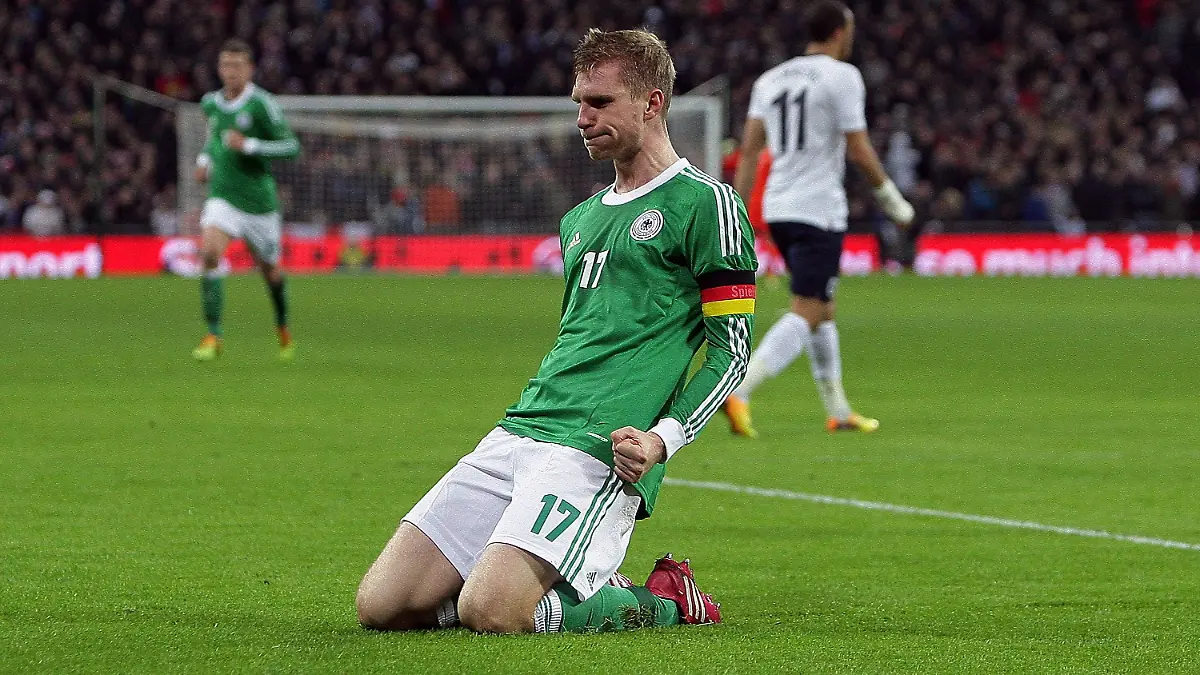 Mertesacker